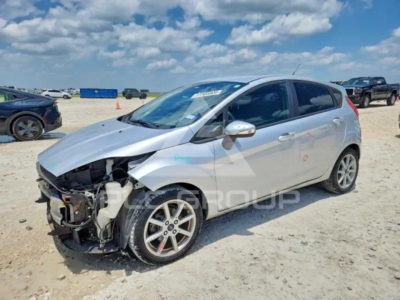 2019 Ford FIESTA photo