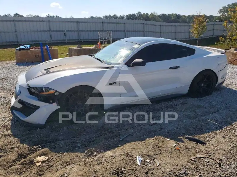 2019 Ford MUSTANG photo