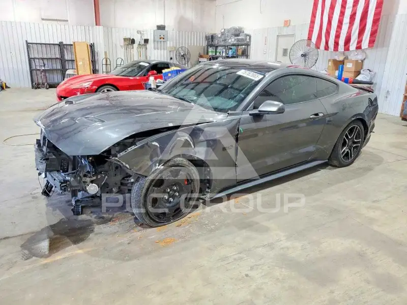 2019 Ford MUSTANG фото