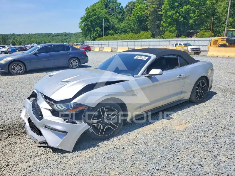 2019 Ford MUSTANG фото
