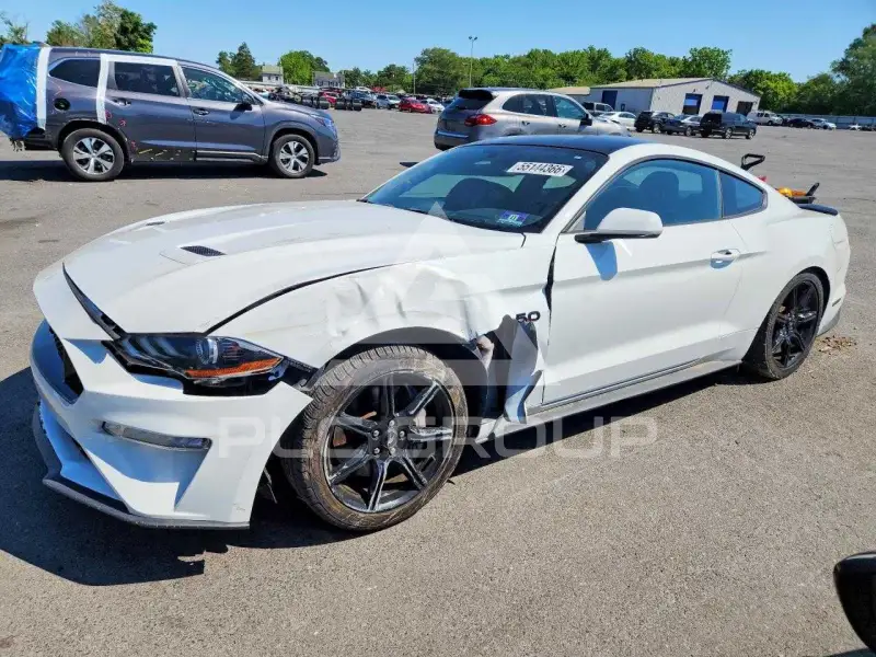 2019 Ford MUSTANG фото