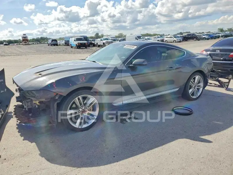 2019 Ford MUSTANG фото