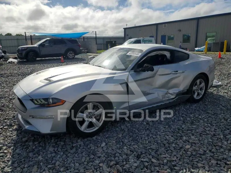 2019 Ford MUSTANG photo
