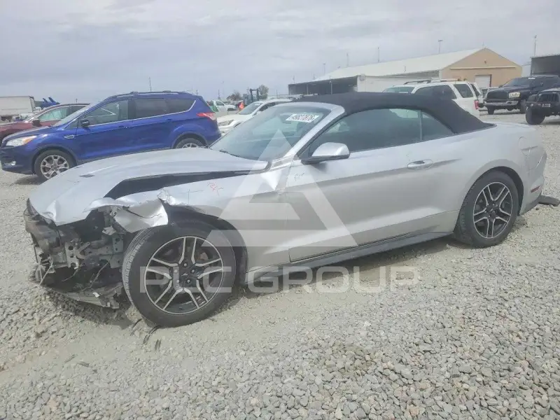 2019 Ford MUSTANG photo