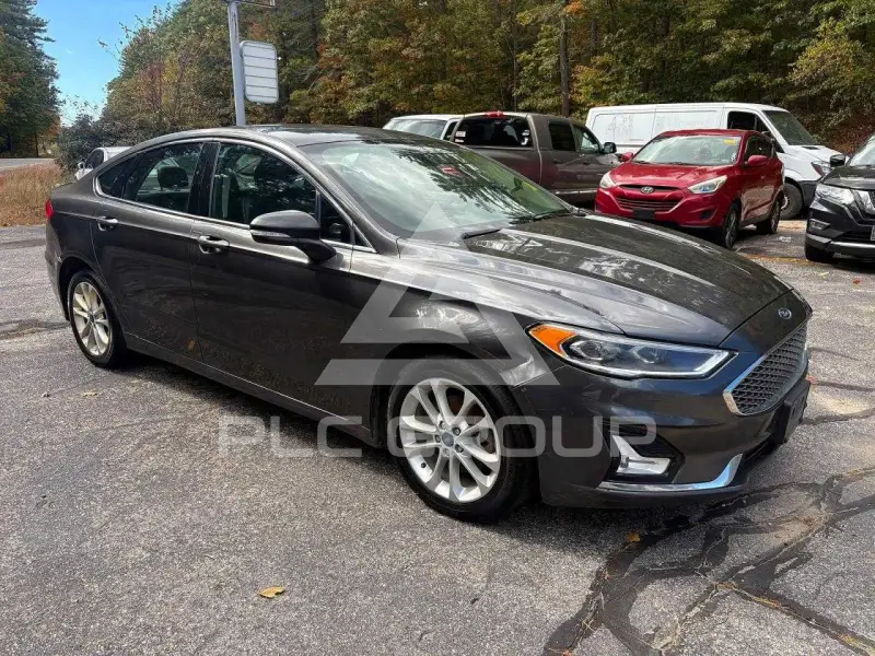2019 Ford FUSION фото
