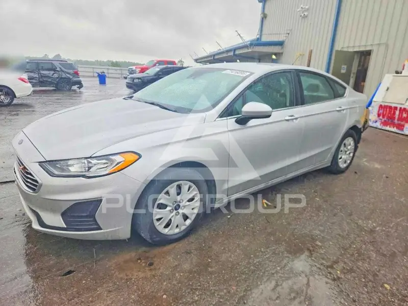 2019 Ford FUSION фото