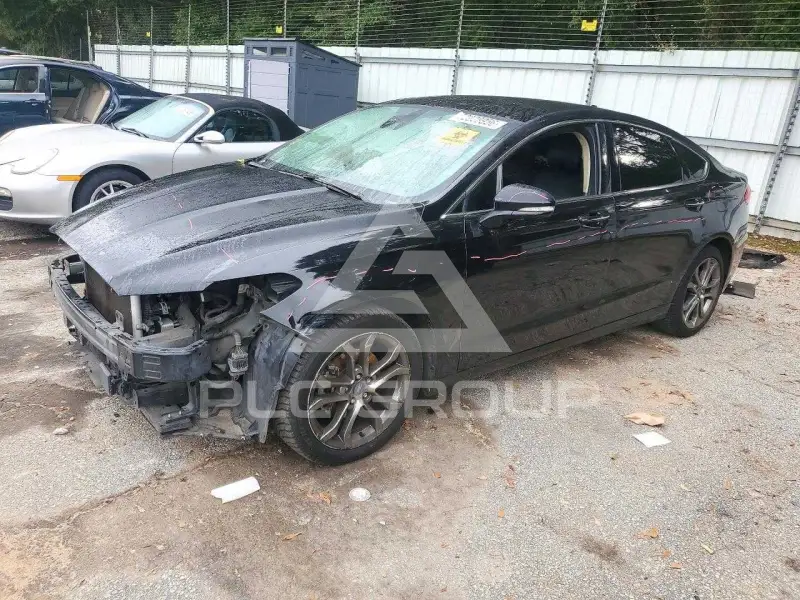 2019 Ford FUSION photo