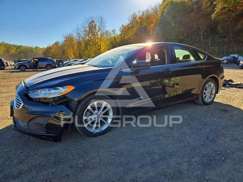 2019 Ford FUSION фото