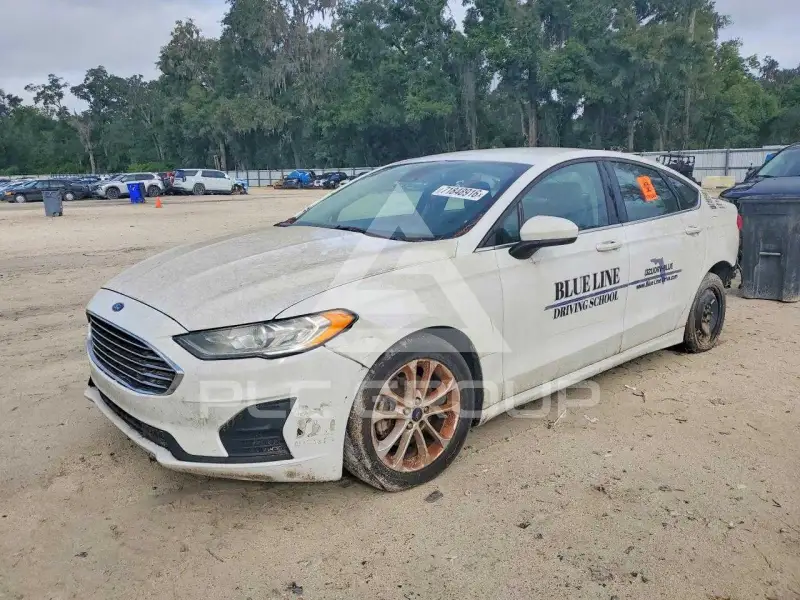 2019 Ford FUSION фото
