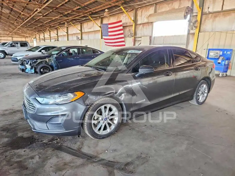 2019 Ford FUSION фото