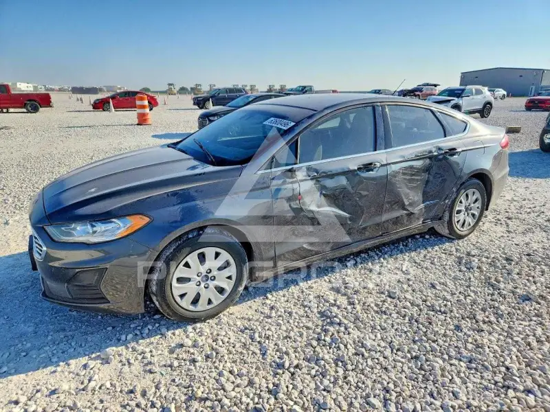 2019 Ford FUSION фото