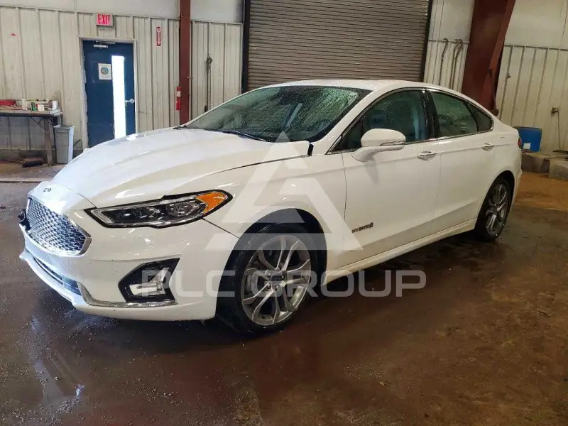 2019 Ford FUSION фото