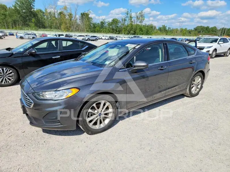 2019 Ford FUSION фото