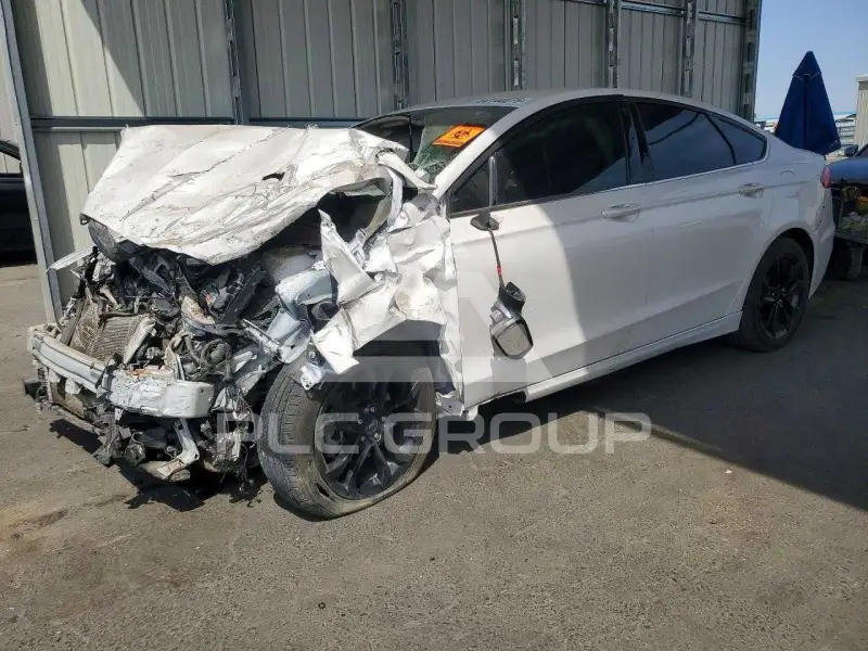 2019 Ford FUSION photo
