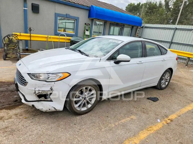 2019 Ford FUSION фото