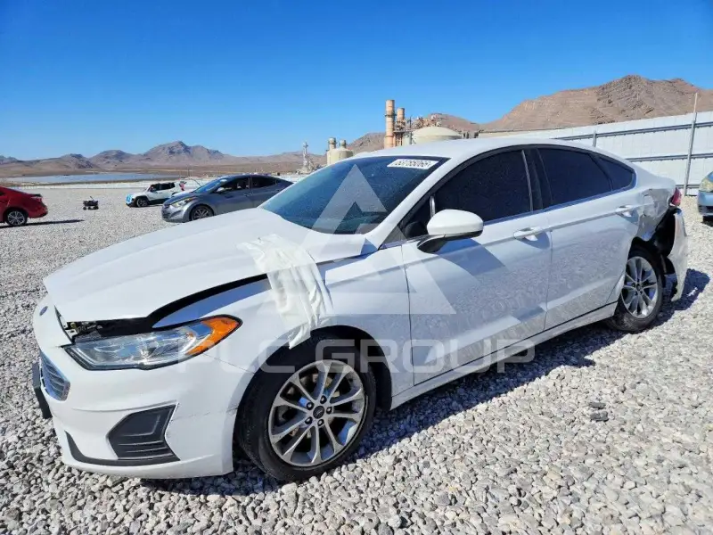 2019 Ford FUSION фото