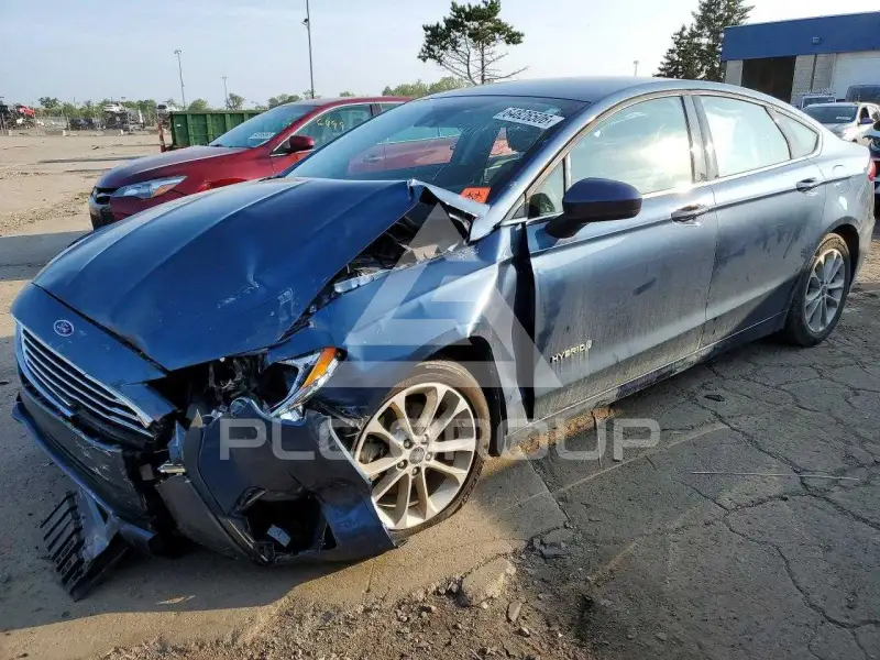 2019 Ford FUSION фото
