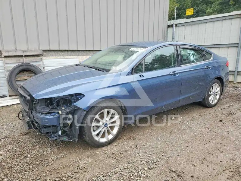 2019 Ford FUSION фото