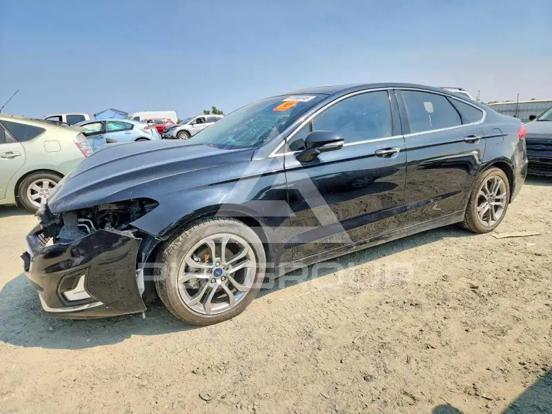 2019 Ford FUSION фото