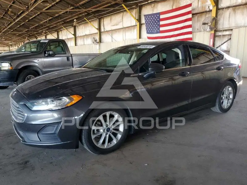 2019 Ford FUSION фото