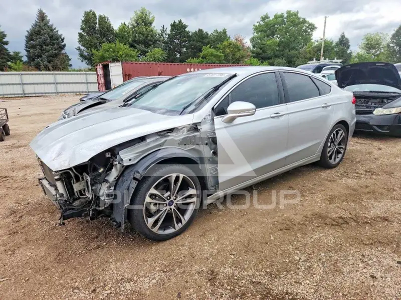 2019 Ford FUSION фото