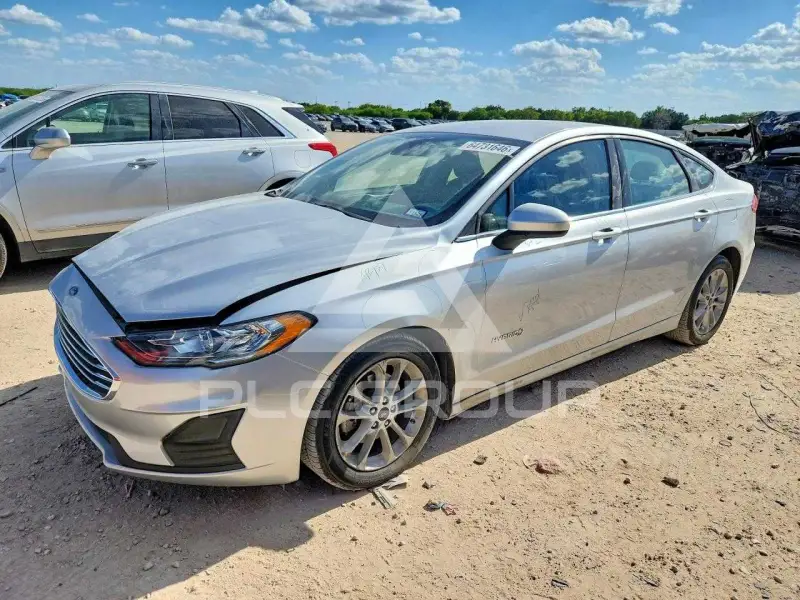 2019 Ford FUSION фото