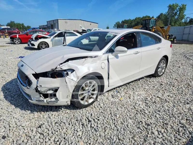 2019 Ford FUSION фото