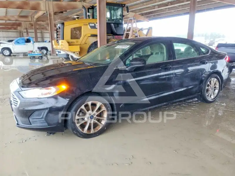 2019 Ford FUSION фото
