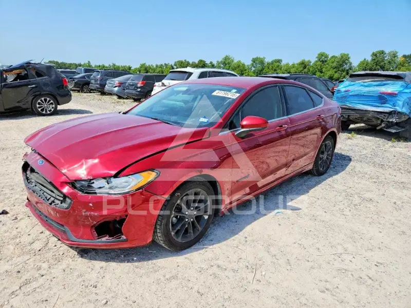 2019 Ford FUSION photo