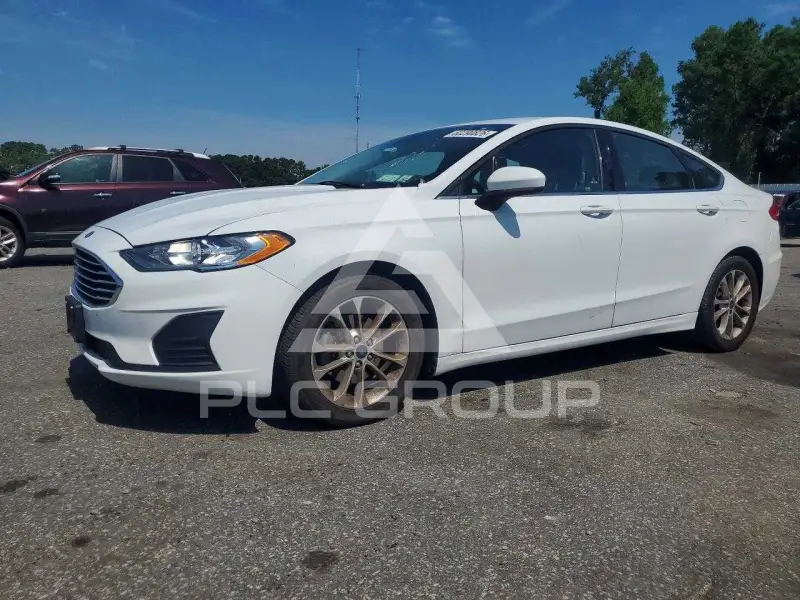 2019 Ford FUSION фото
