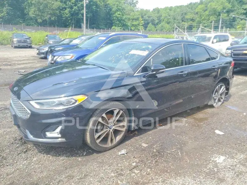 2019 Ford FUSION фото