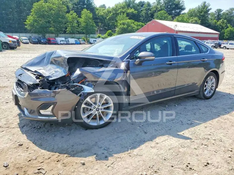 2019 Ford FUSION фото