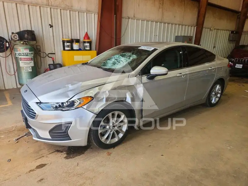 2019 Ford FUSION фото