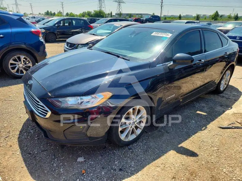 2019 Ford FUSION фото