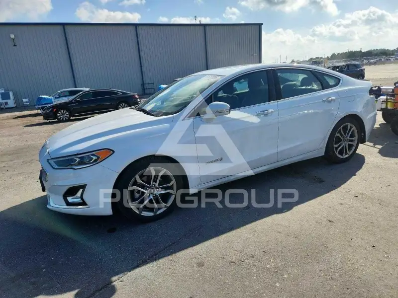 2019 Ford FUSION фото