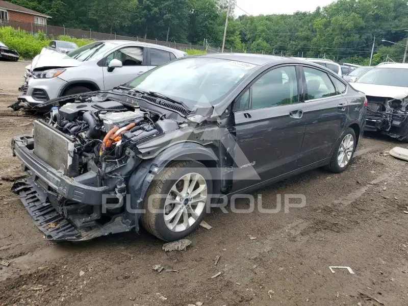 2019 Ford FUSION фото