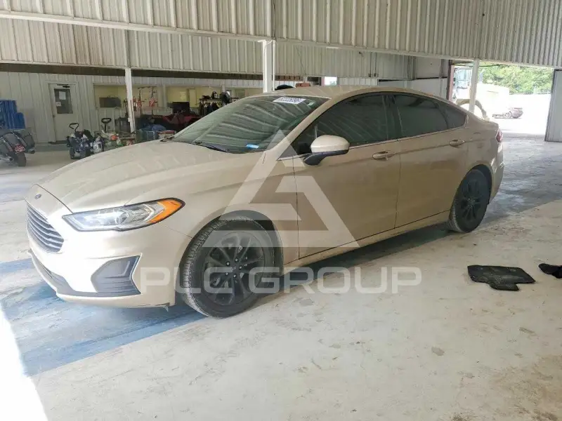 2019 Ford FUSION фото