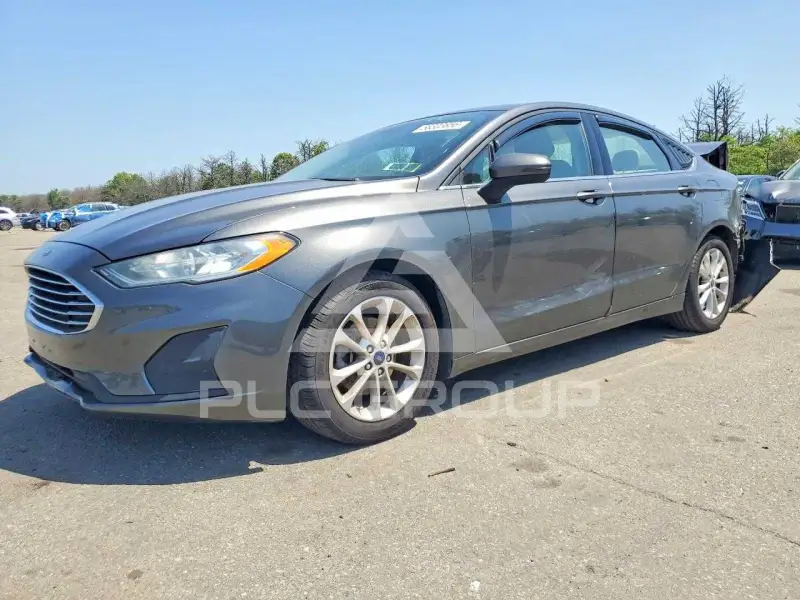 2019 Ford FUSION фото