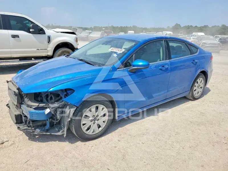 2019 Ford FUSION фото