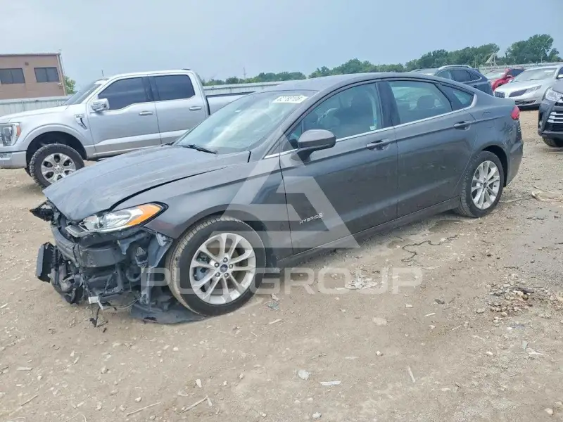 2019 Ford FUSION фото