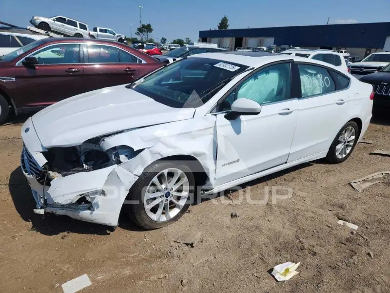2019 Ford FUSION фото