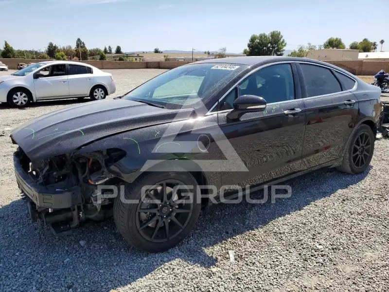 2019 Ford FUSION photo