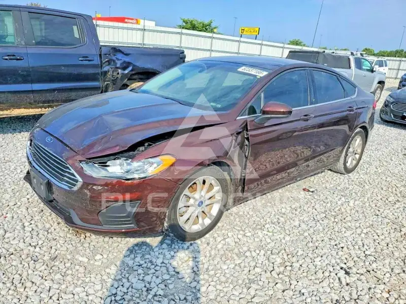 2019 Ford FUSION photo
