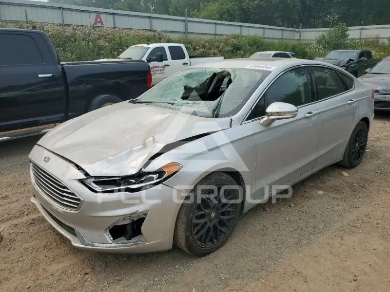 2019 Ford FUSION фото
