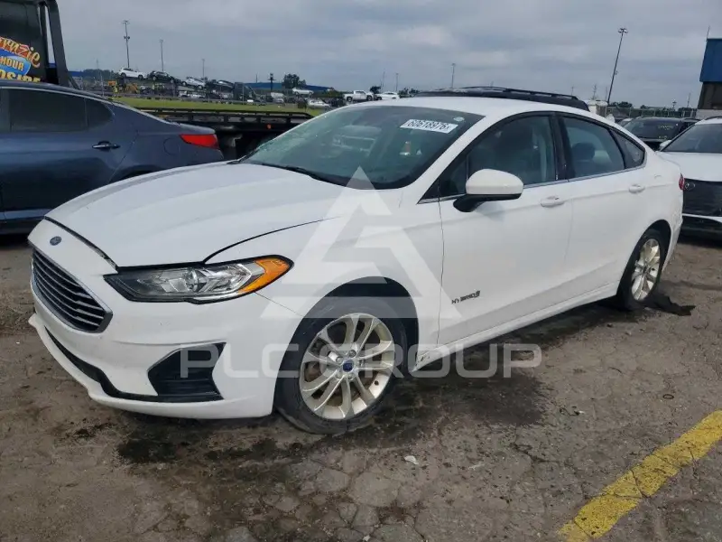 2019 Ford FUSION фото