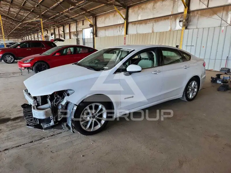 2019 Ford FUSION фото