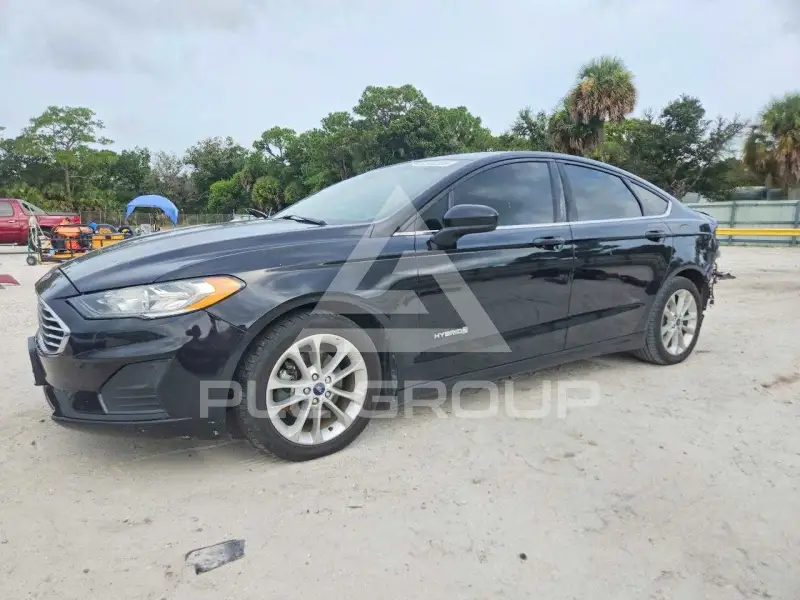 2019 Ford FUSION фото
