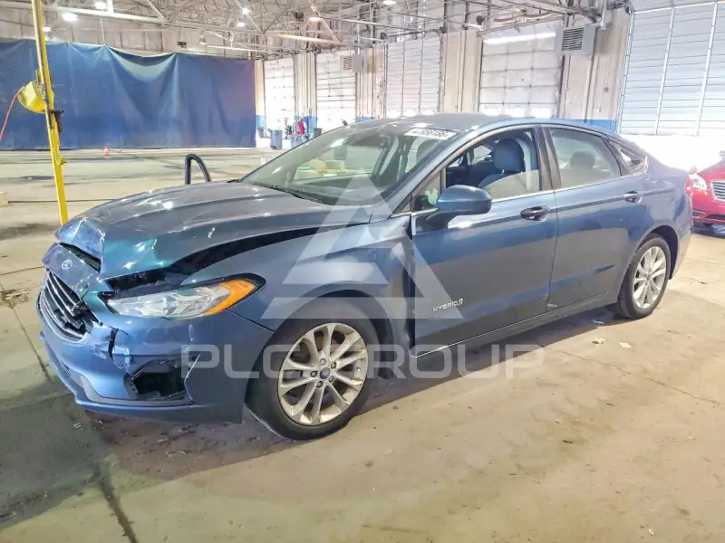 2019 Ford FUSION фото