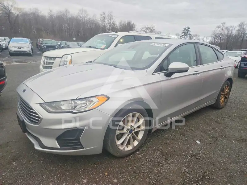 2019 Ford FUSION фото