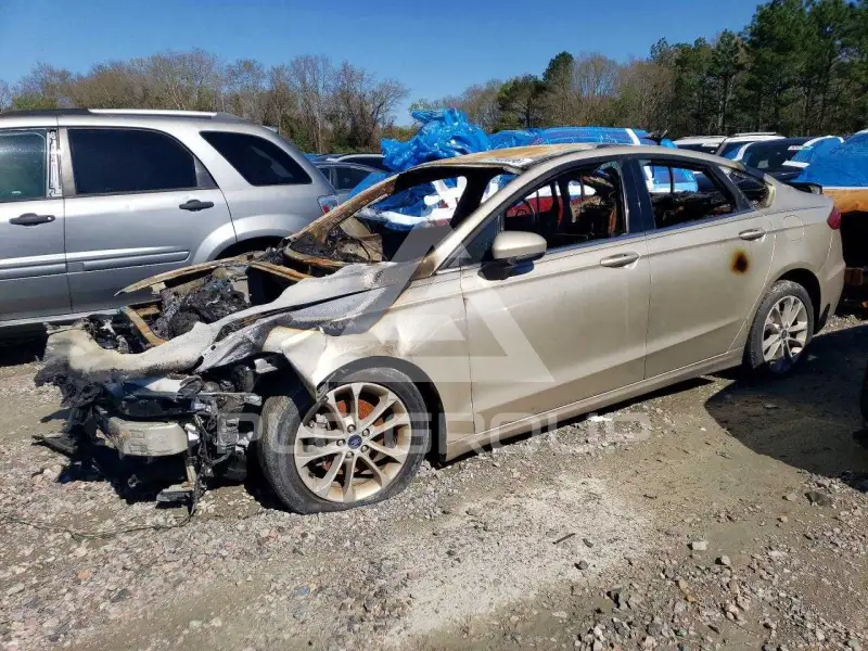 2019 Ford FUSION фото
